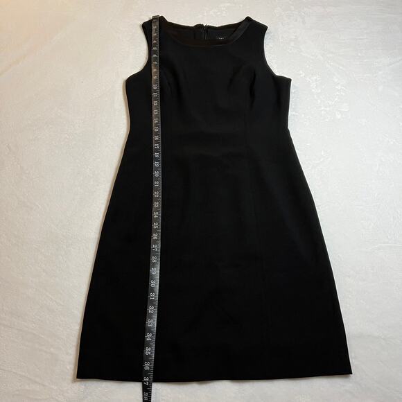 Tahari ASL Sleeveless Round Neck Knee Length Sheath Dress Size 4 Office LBD - Picture 11 of 11